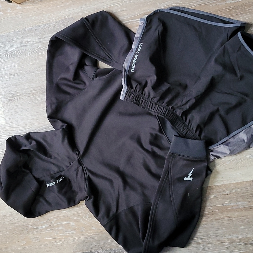 Tackma Tech American Eagle Cropped Hoodie and Short Set Size Medium